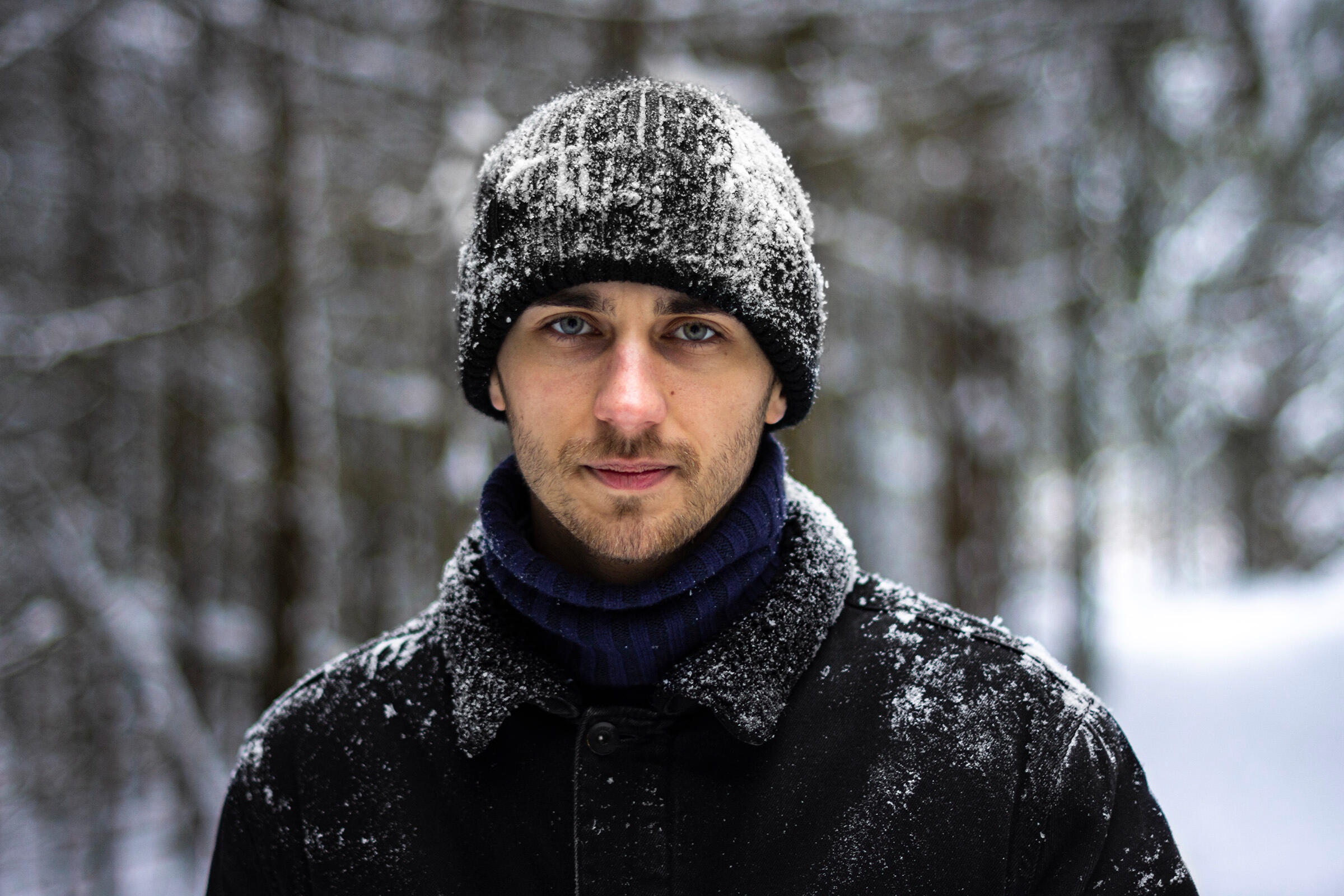 Vaikino fotosesija - portretas - snaigės ant kepurės